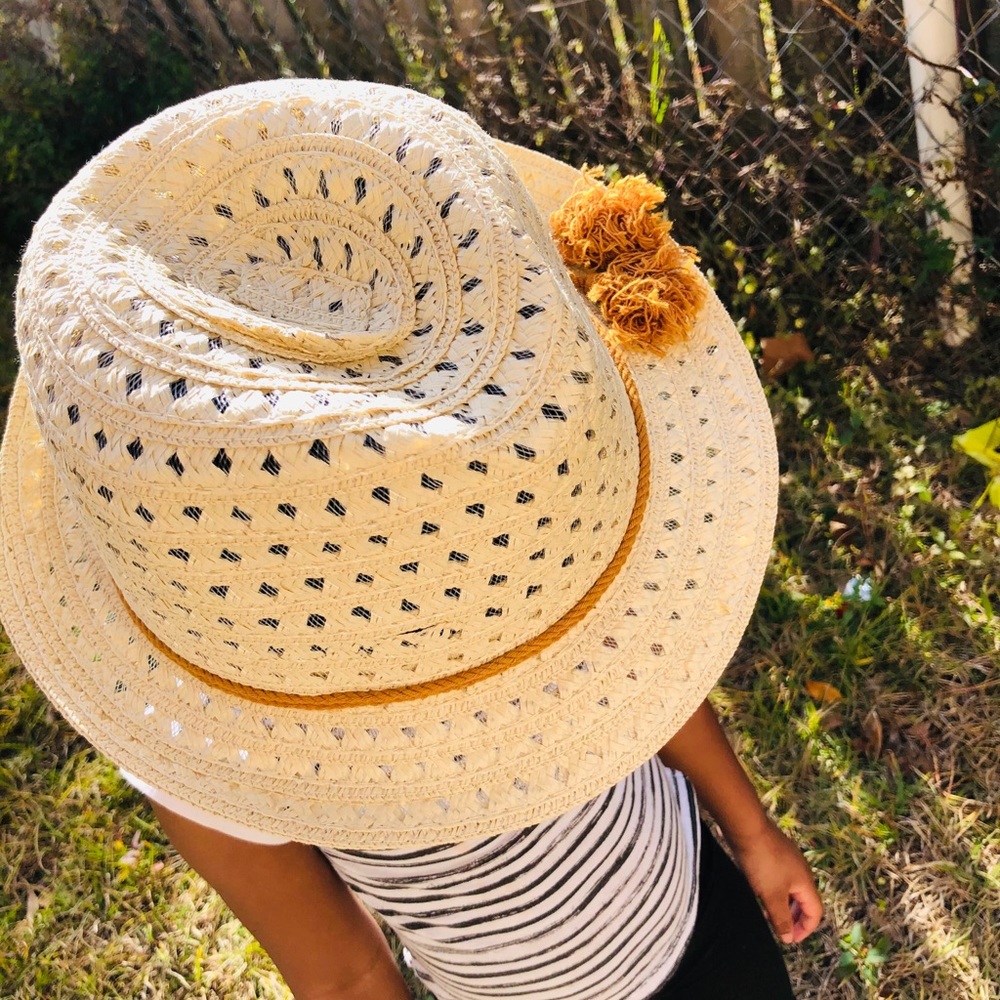 Fedora straw hat